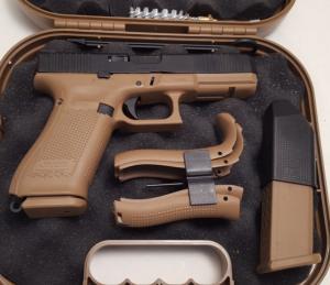                              Pistolet Glock 17 Gen 5 "Armée française" (arme occasion, Excellent état)