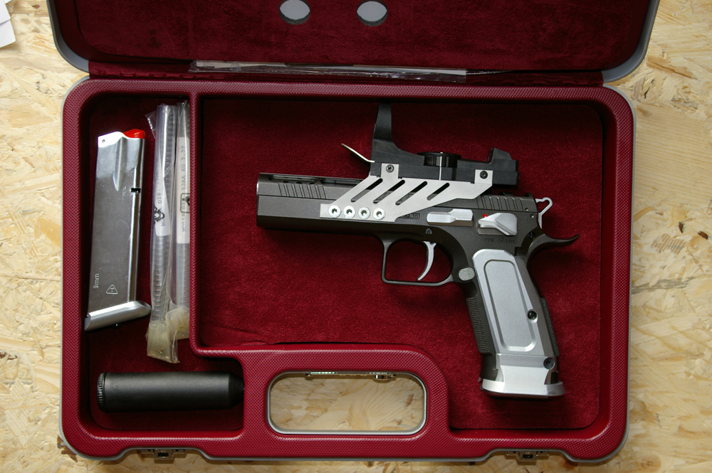 Tanfoglio Limited Custom GK V6 'STEEL' TLGS - Cliquer pour agrandir