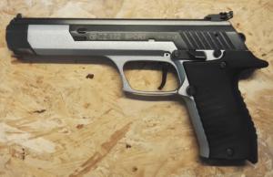                       Pistolet CZ 122 Sport (arme occasion, Excellent état)