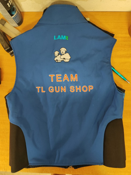 Veste de tir sans manches LAMR TL siglée GUN SHOP - SUPER PROMO Veste de tir sans manches LAMR TL siglée GUN SHOP - SUPER PROMO