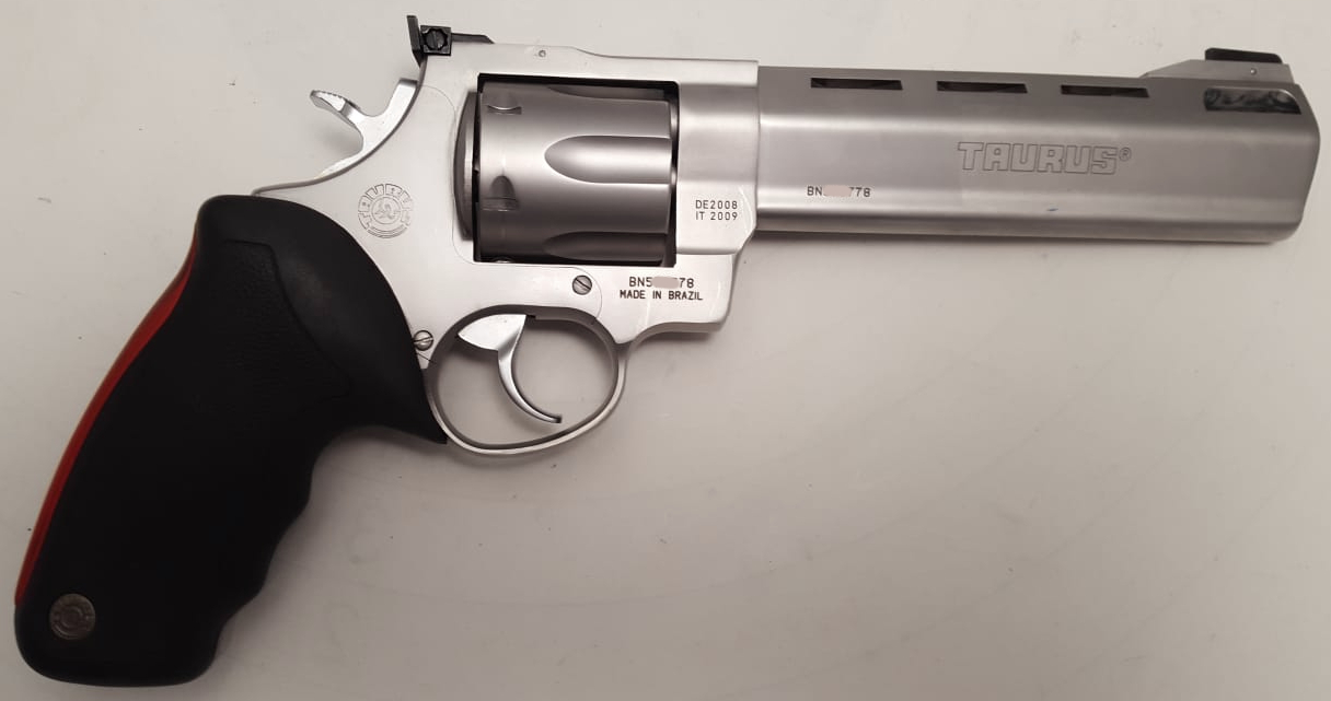Revolver TAURUS Raging Bull (arme occasion)
