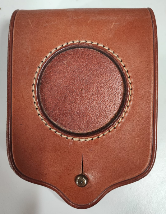 Pochette en cuir Javelot faite par La Sellerie du Thymerais - PROMOTION