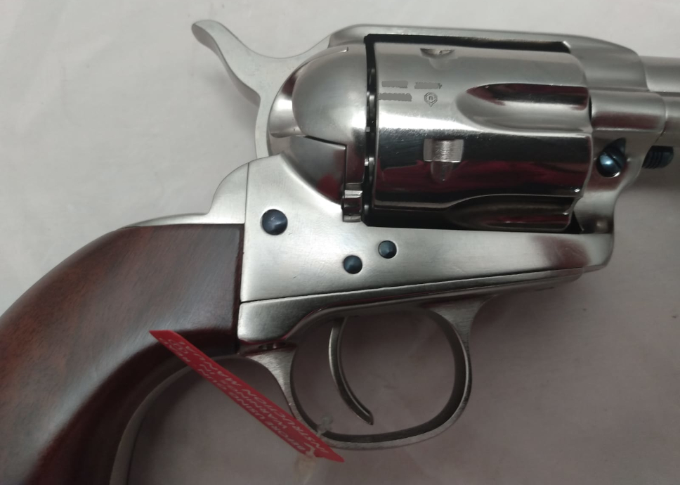 Revolver Uberti 1873 CATTLEMAN Nickelé Cal. 45 LC Canon 5 