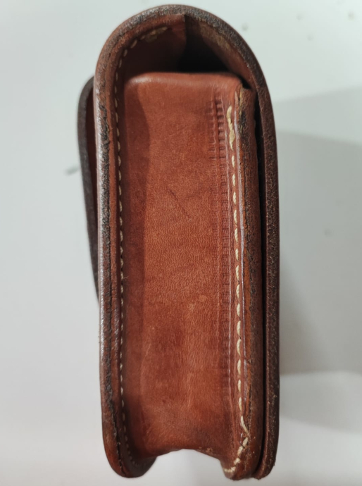 Pochette en cuir Javelot faite par La Sellerie du Thymerais - PROMOTION
