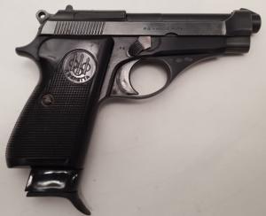                          Pistolet BERETTA 71 (arme occasion, bon état)